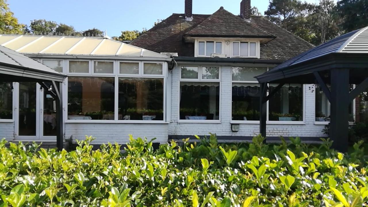 Many Worlds Meet - Eurostar, Wimbledon 30 Mins, Central London, Gatwick 15 Mins - Spacious, Sleeps Up To 16 Plus Cot - Free Wifi, Parking - Next To Lloyd Park, Great For Families, Walkers, Relocators - Ideal For Contractors Croydon Exterior foto