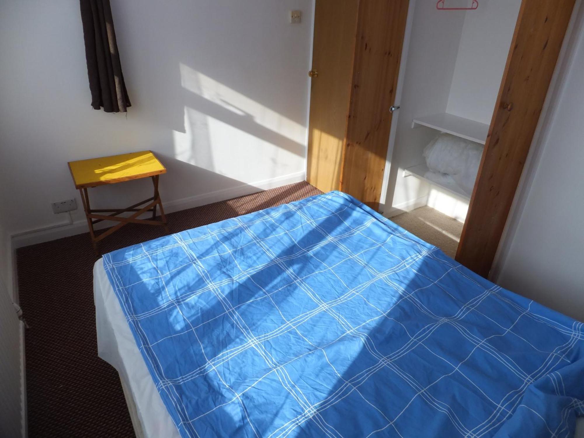 Many Worlds Meet - Eurostar, Wimbledon 30 Mins, Central London, Gatwick 15 Mins - Spacious, Sleeps Up To 16 Plus Cot - Free Wifi, Parking - Next To Lloyd Park, Great For Families, Walkers, Relocators - Ideal For Contractors Croydon Cameră foto